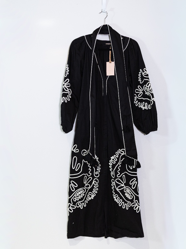 New Alexis Belia Cotton Poplin Allover Embroidered Applique Pullover Maxi Dress